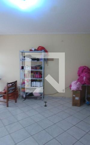 Casa à venda com 168m², 3 quartos e 2 vagasSala 