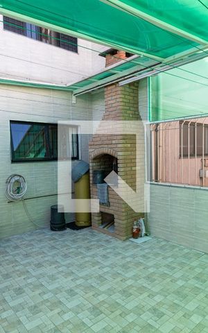 Casa à venda com 150m², 4 quartos e 6 vagasQuintal