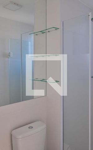 Apartamento para alugar com 41m², 2 quartos e sem vaga Apartamento para alugar com 41m², 2 quartos e sem vagaBanheiro