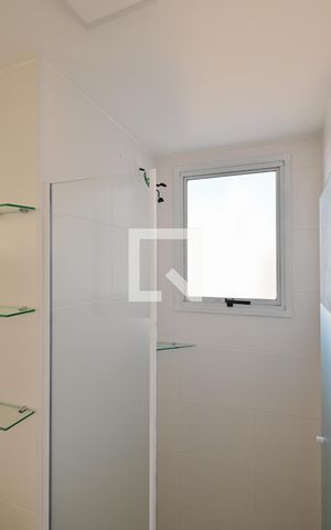Apartamento para alugar com 41m², 2 quartos e sem vaga Apartamento para alugar com 41m², 2 quartos e sem vagaBanheiro