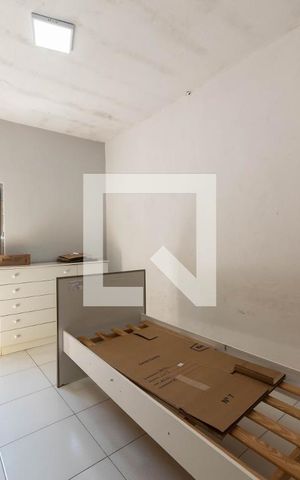 Casa à venda com 50m², 1 quarto e 2 vagas Casa à venda com 50m², 1 quarto e 2 vagasQuarto