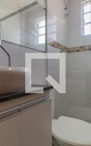 Apartamento à venda com 40m², 2 quartos e sem vaga Apartamento à venda com 40m², 2 quartos e sem vagaBanheiro
