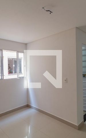 Apartamento à venda com 40m², 2 quartos e sem vaga Apartamento à venda com 40m², 2 quartos e sem vagaSala e Cozinha Integrada