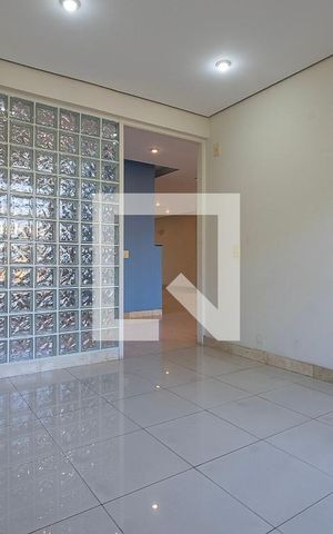 Casa à venda com 250m², 4 quartos e 2 vagas Casa à venda com 250m², 4 quartos e 2 vagasSala 2