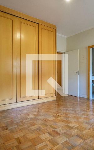 Casa à venda com 250m², 4 quartos e 2 vagas Casa à venda com 250m², 4 quartos e 2 vagasSuíte 2