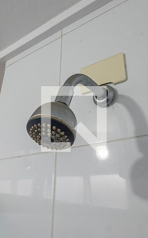 Casa à venda com 250m², 4 quartos e 2 vagas Casa à venda com 250m², 4 quartos e 2 vagasBanheiro