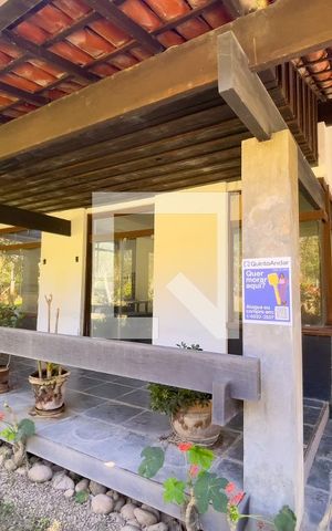 Casa de condomínio à venda com 550m², 5 quartos e 3 vagas