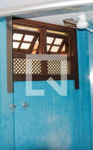 Casa de condomínio à venda com 550m², 5 quartos e 3 vagas