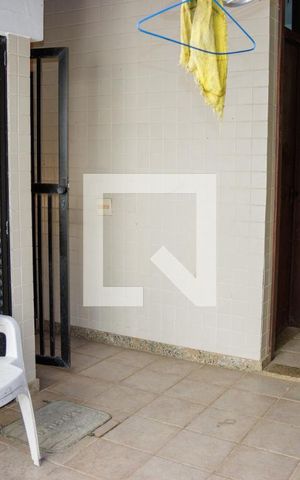 Casa de condomínio à venda com 550m², 5 quartos e 3 vagas