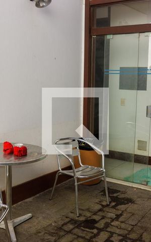 Casa de condomínio à venda com 550m², 5 quartos e 3 vagas