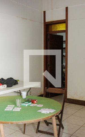 Casa de condomínio à venda com 550m², 5 quartos e 3 vagas
