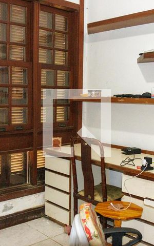 Casa de condomínio à venda com 550m², 5 quartos e 3 vagas