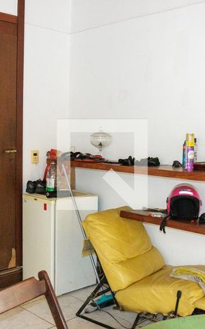 Casa de condomínio à venda com 550m², 5 quartos e 3 vagas