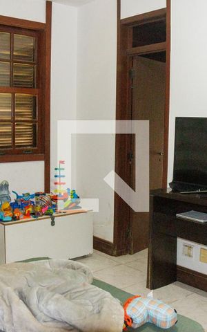 Casa de condomínio à venda com 550m², 5 quartos e 3 vagas