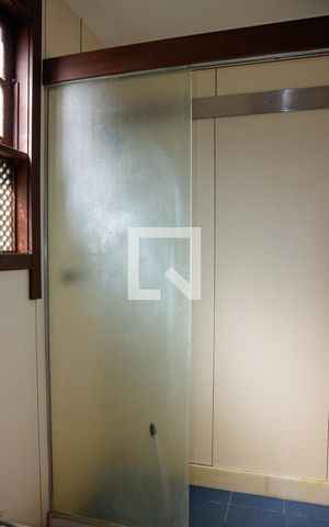 Casa de condomínio à venda com 550m², 5 quartos e 3 vagas