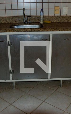 Casa de condomínio à venda com 550m², 5 quartos e 3 vagas