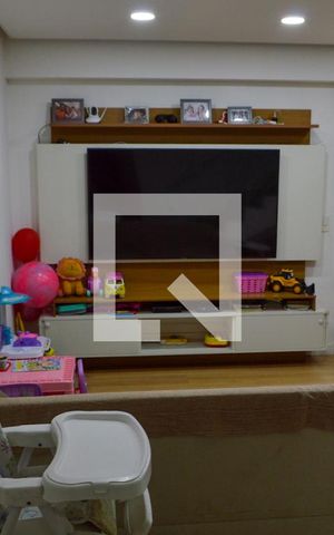 Apartamento à venda com 100m², 4 quartos e 2 vagas Apartamento à venda com 100m², 4 quartos e 2 vagasSala