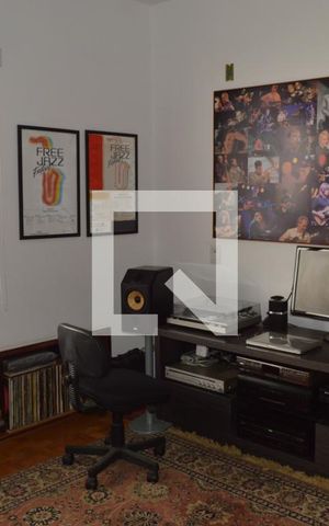Casa à venda com 350m², 5 quartos e 6 vagasQuarto