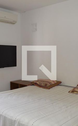 Casa à venda com 350m², 5 quartos e 6 vagasSuíte 1