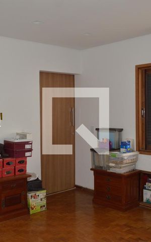 Casa à venda com 350m², 5 quartos e 6 vagasSala Superior