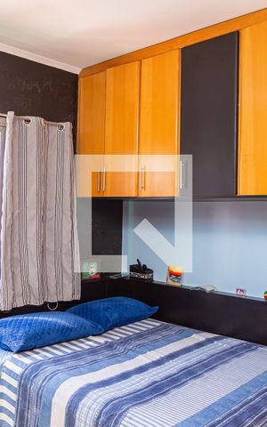Casa à venda com 220m², 3 quartos e 6 vagas Casa à venda com 220m², 3 quartos e 6 vagasQuarto 2