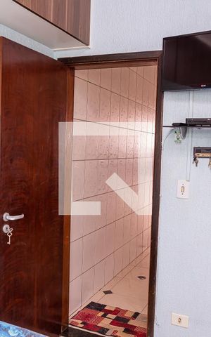 Casa à venda com 220m², 3 quartos e 6 vagas Casa à venda com 220m², 3 quartos e 6 vagasQuarto Garagem