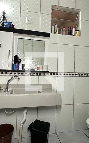 Casa à venda com 118m², 3 quartos e 1 vagaBanheiro