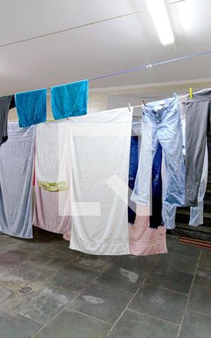 Casa para alugar com 450m², 4 quartos e 8 vagas Casa para alugar com 450m², 4 quartos e 8 vagasÁrea de Serviço
