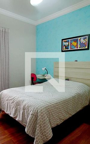Casa para alugar com 450m², 4 quartos e 8 vagas Casa para alugar com 450m², 4 quartos e 8 vagasSuíte 1