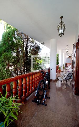 Casa para alugar com 450m², 4 quartos e 8 vagas Casa para alugar com 450m², 4 quartos e 8 vagasVaranda