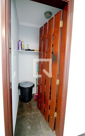 Casa para alugar com 450m², 4 quartos e 8 vagas Casa para alugar com 450m², 4 quartos e 8 vagasÁrea externa