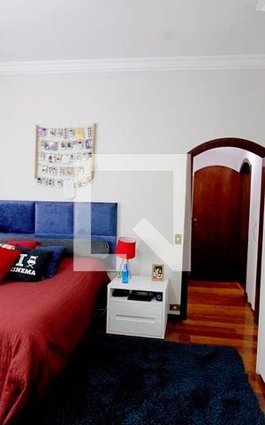 Casa para alugar com 450m², 4 quartos e 8 vagas Casa para alugar com 450m², 4 quartos e 8 vagasSuíte 3