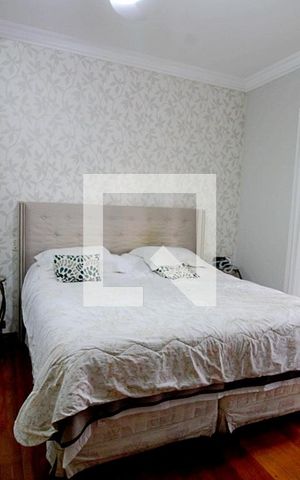 Casa para alugar com 450m², 4 quartos e 8 vagas Casa para alugar com 450m², 4 quartos e 8 vagasSuíte 4