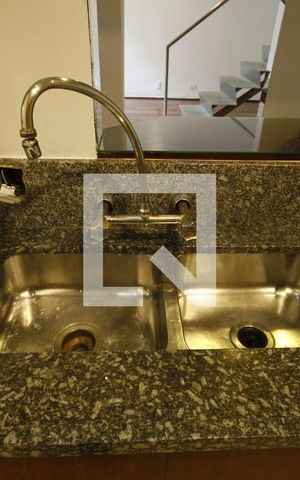 Apartamento para alugar com 91m², 2 quartos e sem vagaCozinha