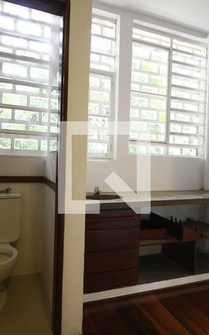 Apartamento para alugar com 91m², 2 quartos e sem vagaLavabo