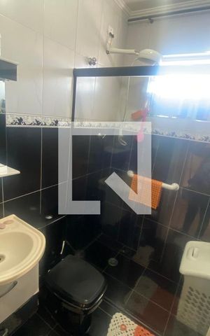 Casa à venda com 80m², 2 quartos e 2 vagasBanheiro