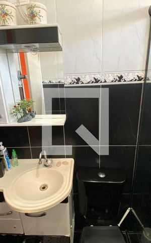 Casa à venda com 80m², 2 quartos e 2 vagasBanheiro