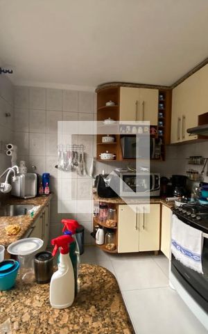 Casa à venda com 80m², 2 quartos e 2 vagasCozinha