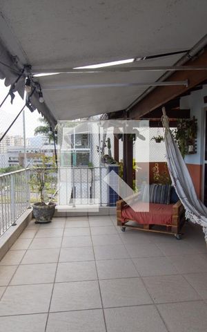 Apartamento à venda com 176m², 3 quartos e 1 vagaVaranda