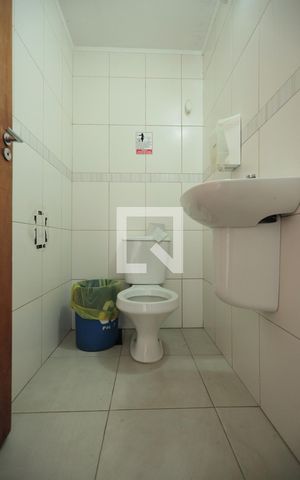 Casa para alugar com 552m², 3 quartos e 6 vagasBanheiro 3