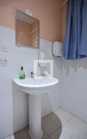 Casa para alugar com 552m², 3 quartos e 6 vagasDetalhe do Banheiro 2