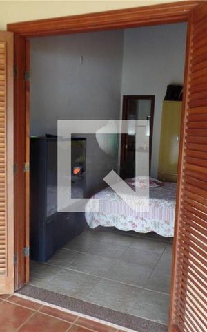 Casa à venda com 340m², 5 quartos e 6 vagas