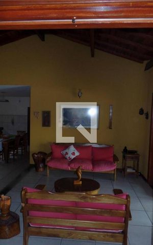 Casa à venda com 340m², 5 quartos e 6 vagas