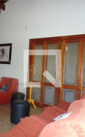 Casa à venda com 340m², 5 quartos e 6 vagas