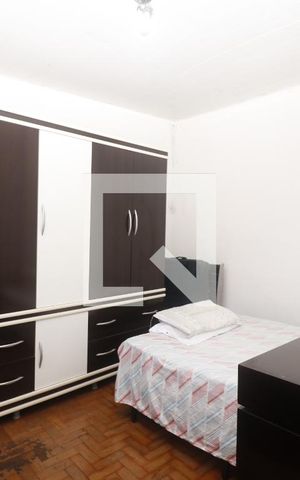 Casa à venda com 120m², 1 quarto e sem vagaQuarto