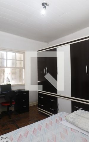 Casa à venda com 120m², 1 quarto e sem vagaQuarto