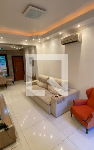 Apartamento à venda com 110m², 3 quartos e 1 vagaSala