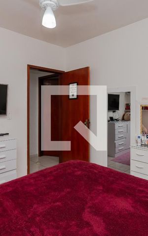 Casa à venda com 142m², 3 quartos e 4 vagas Casa à venda com 142m², 3 quartos e 4 vagasQuarto 2