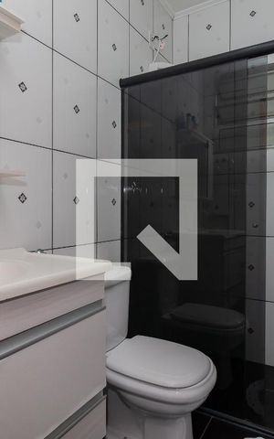 Casa à venda com 142m², 3 quartos e 4 vagas Casa à venda com 142m², 3 quartos e 4 vagasBanheiro Social