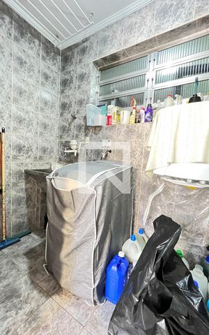 Casa à venda com 135m², 5 quartos e 2 vagas Casa à venda com 135m², 5 quartos e 2 vagasÁrea de Serviço